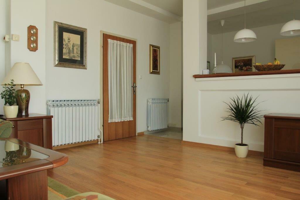 Vila Rojana Vodice Exteriér fotografie