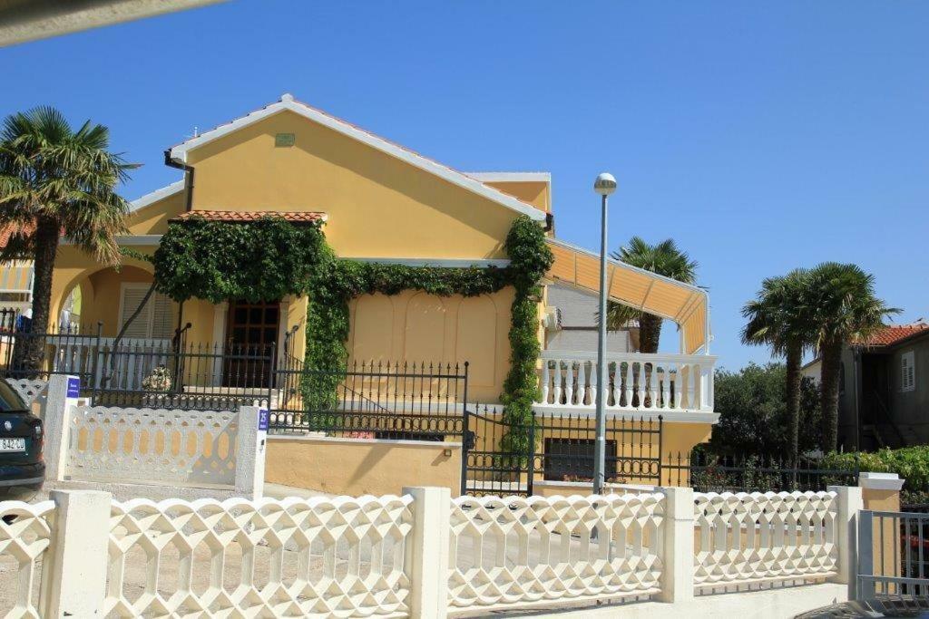 Vila Rojana Vodice Exteriér fotografie